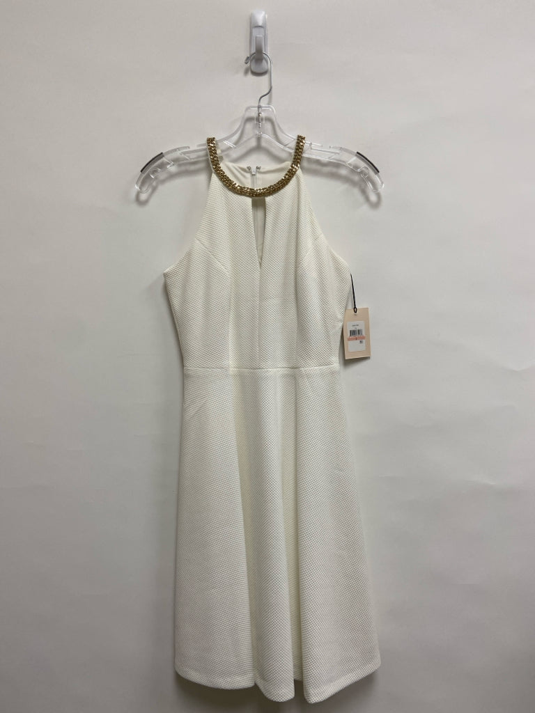 NWT Ivanka Trump Size 2 White Texture Sleeveless Ladies Dress