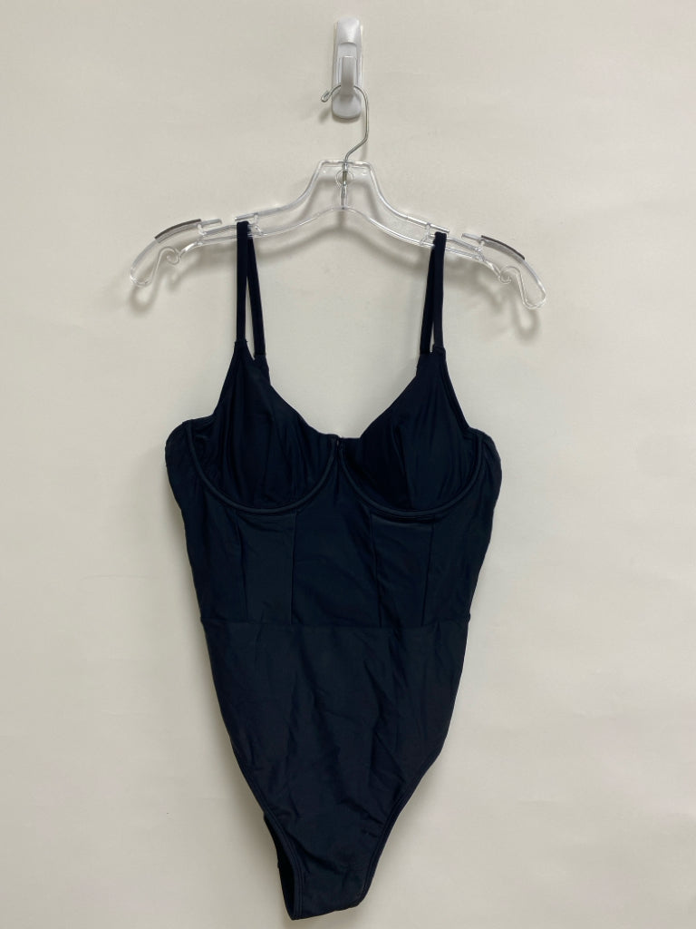 NWT Cupshe Size M Black Ladies Swimwear