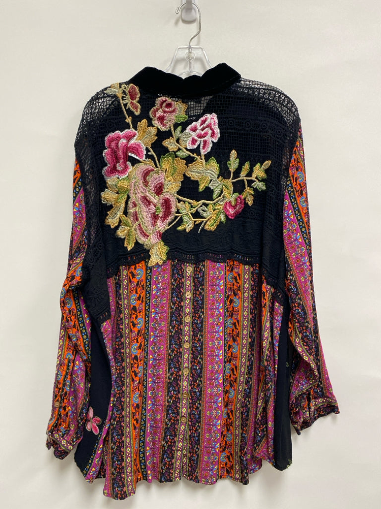 JOHN MARK  SIZE  3X Black Orange/Pink Flowers Plus Size Top