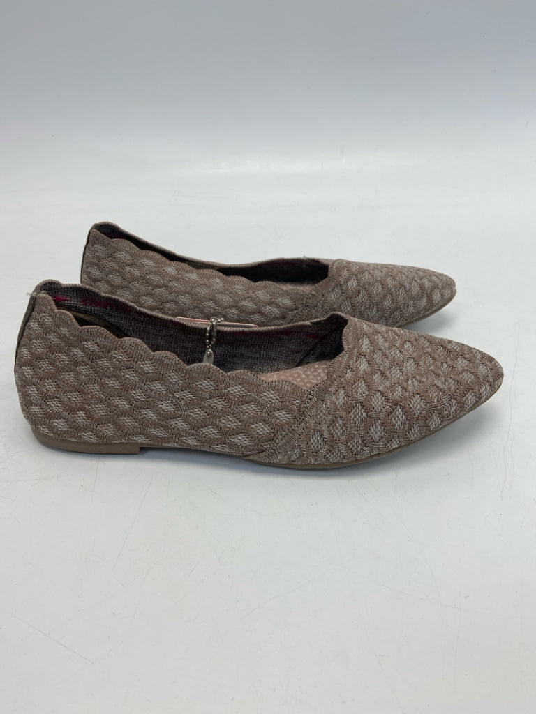 NWT Skechers  Size 8.5 Brown Gray Knit Flats