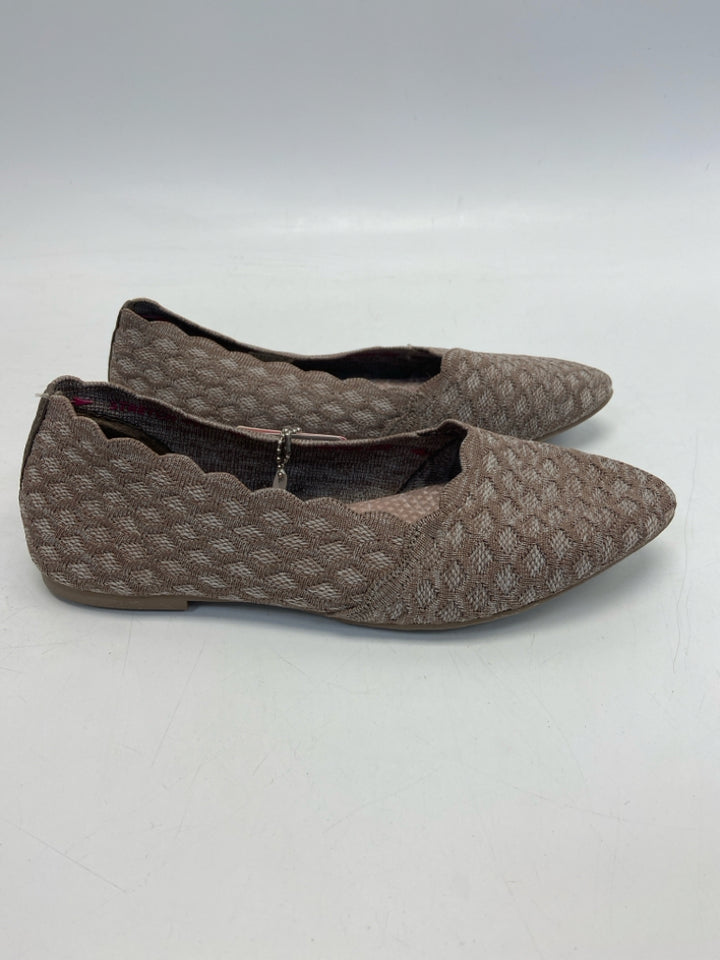 NWT Skechers  Size 8.5 Brown Gray Knit Flats