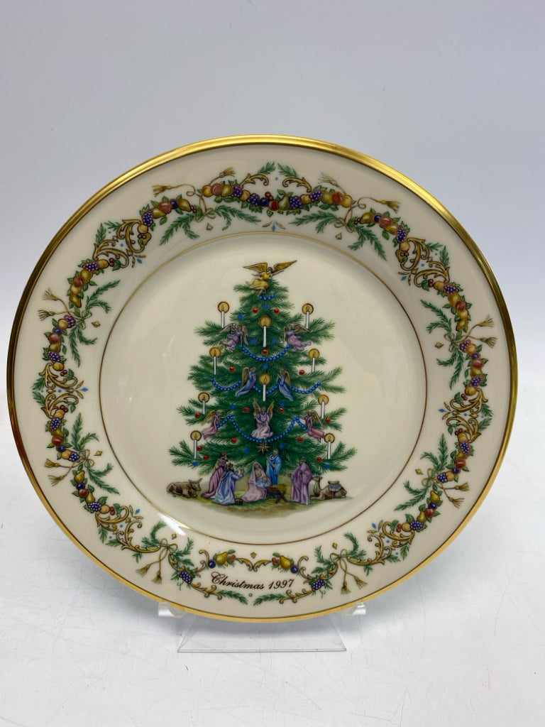 Lenox Cream Green/Multi Christmas Decorative Plate