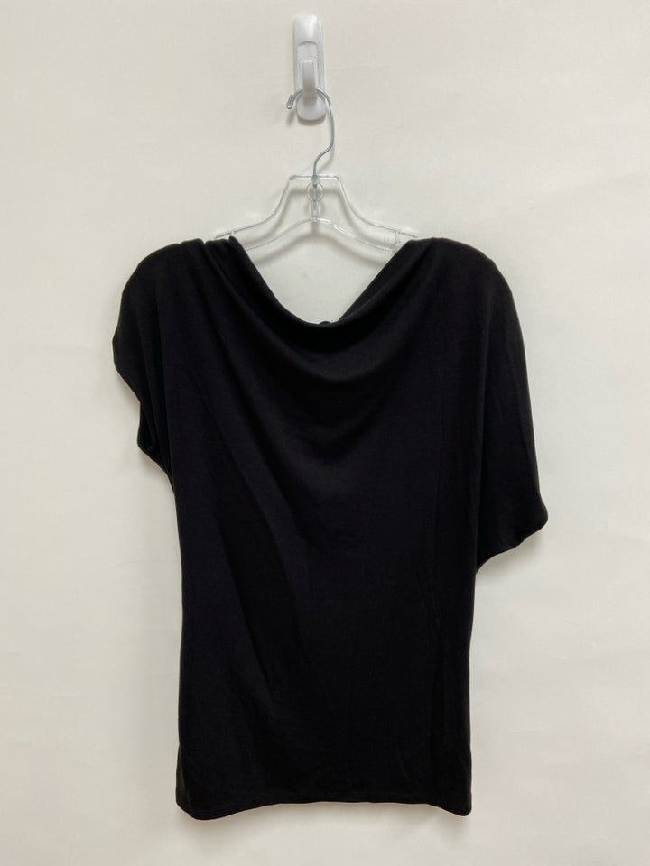 NWT Wht House/Blk Mkt Size M Black Ladies Top