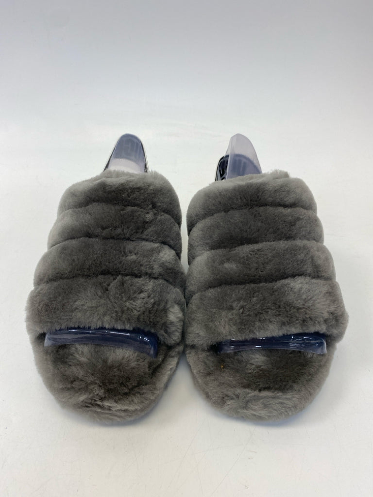 NWOT UGG US Size 6 Charcoal Slippers