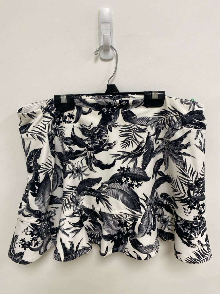 Tommy Bahama Size XL White Black/Gray Tropical Athletic Skort