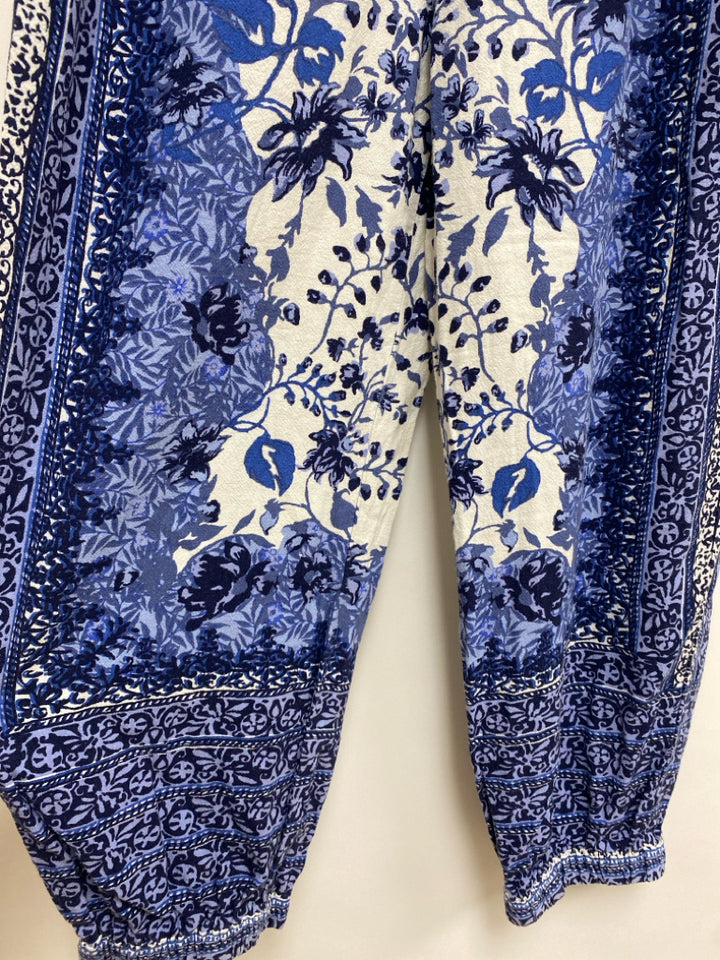 Anthropologie Size 6 White Navy/Blue Floral Joggers Linen Blend Ladies Pants