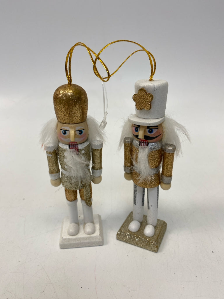 White Gold Christmas