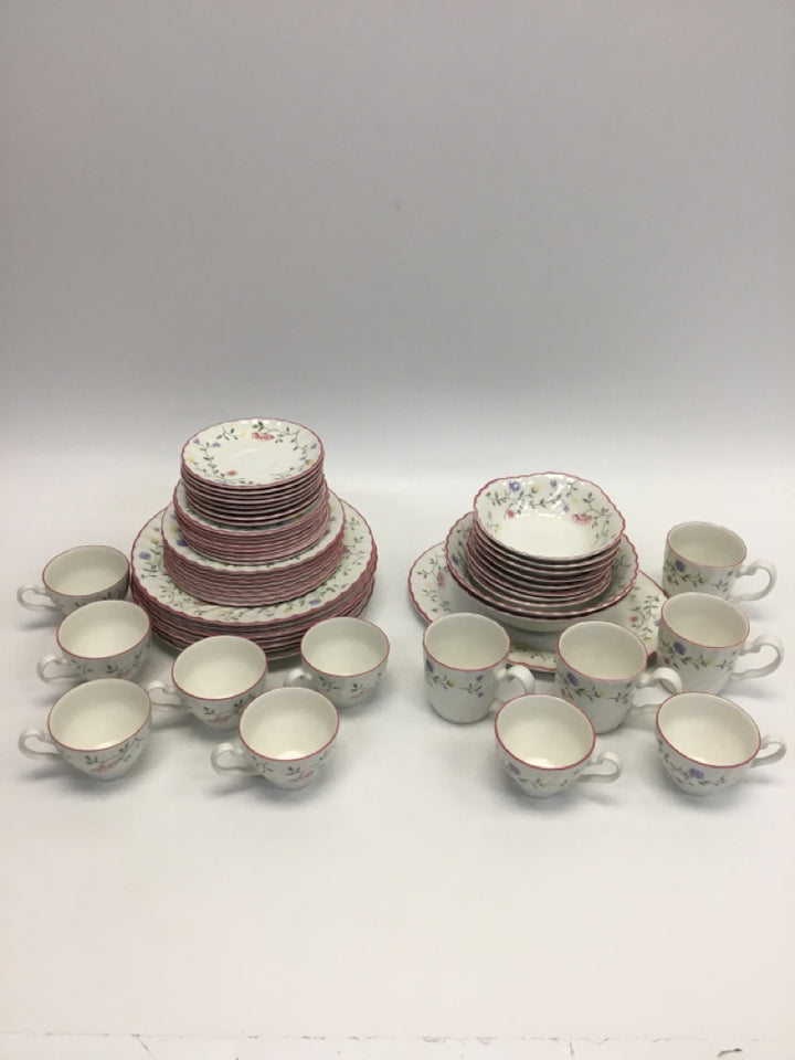 White Pink/Multi Flowers Dishes