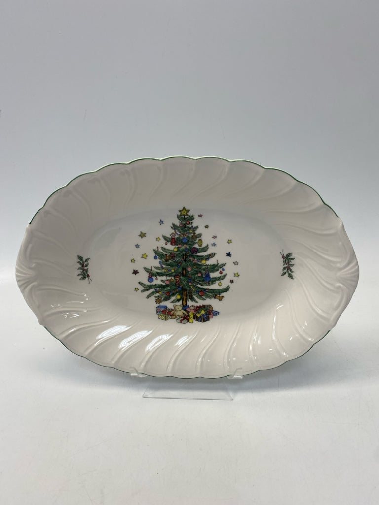 Nikko White Green Christmas