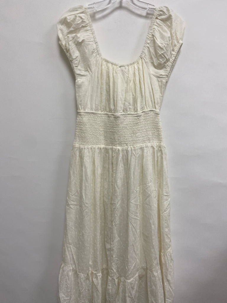 Shyanne Size M Ivory Smocking Sleeveless Swiss Dot Ladies Dress