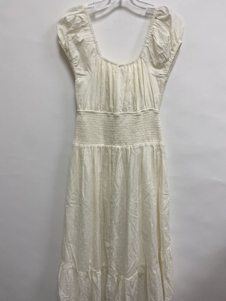 Shyanne Size M Ivory Smocking Sleeveless Swiss Dot Ladies Dress