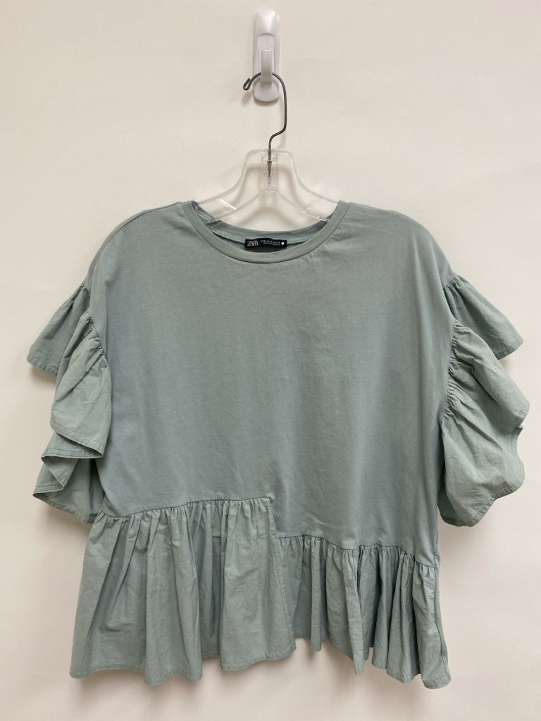 Zara Size M Gray Ruffles Ladies Top
