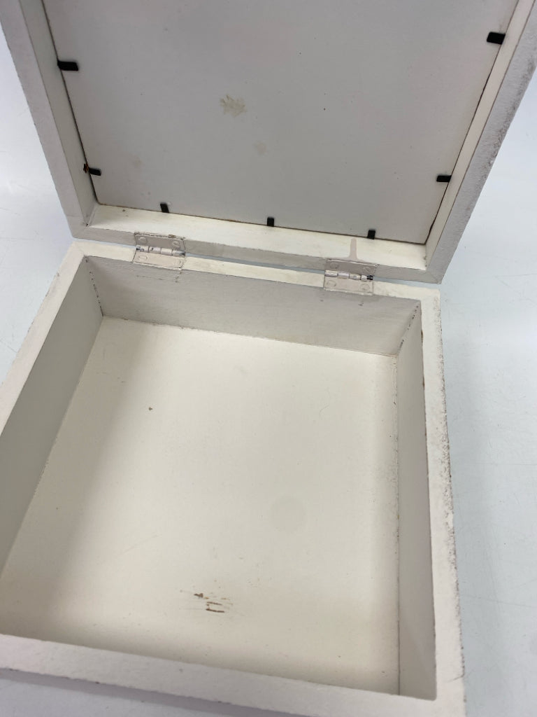 White Distressed Box