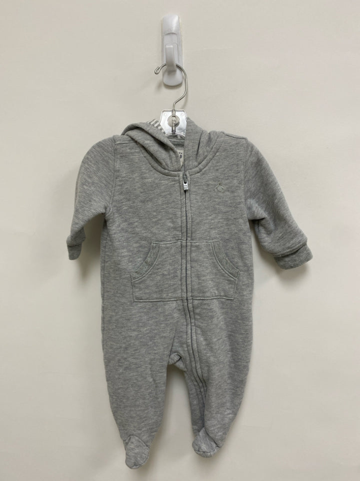 Baby Gap SIZE 0-3M Gray Zip Down Hooded Boy&