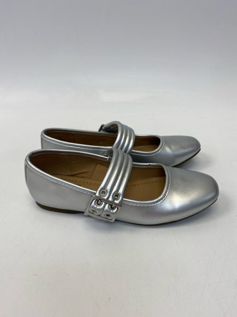 Sonoma  Size 6.5 Silver Metallic Flats