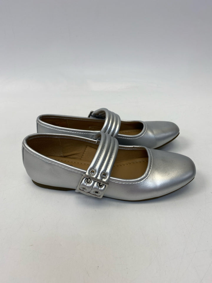 Sonoma  Size 6.5 Silver Metallic Flats