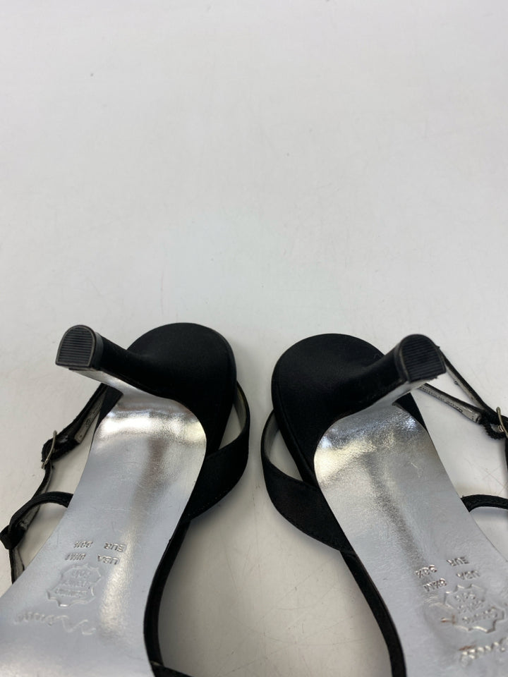 NWOT Nina US Shoe Size 6.5 Black Rhinestone(s) Sandals