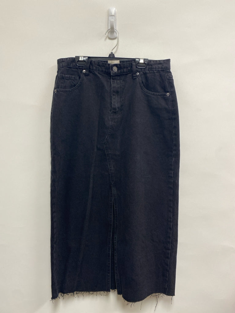 Size 8 Black Denim Ladies Skirt