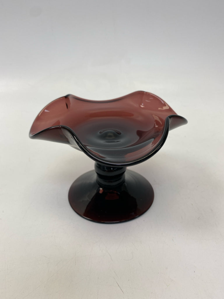 Plum Glass Bowl(s)
