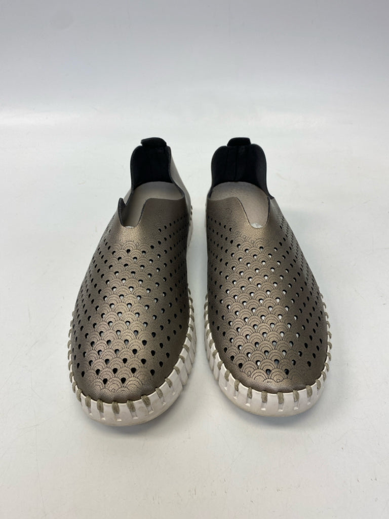 Ilse Jacobsen Hornbaek  Size 38 Bronze Perforated Sneakers