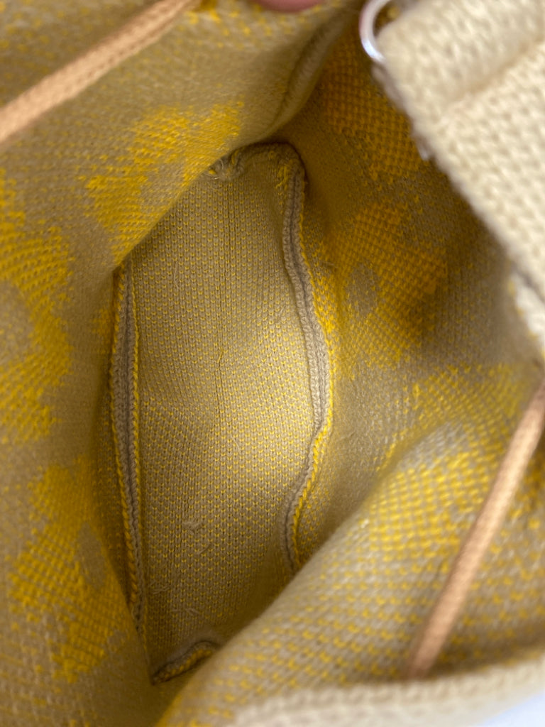 Cream/Yellow Flower(s) Crossbody