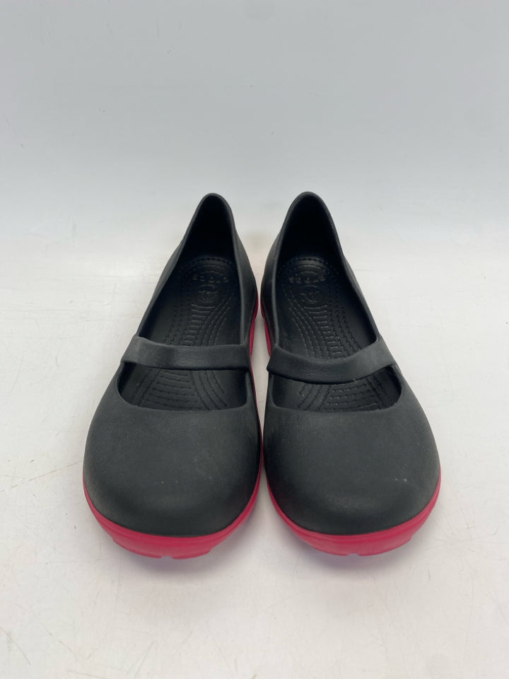 Crocs  Size 8 Black Fuchsia Trimmed Flats