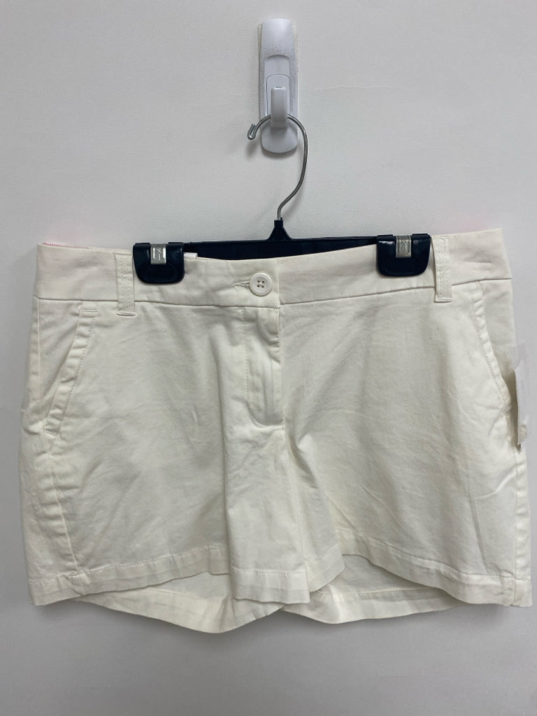 NWT Crown &amp; Ivy Size 6 Cream Ladies Shorts