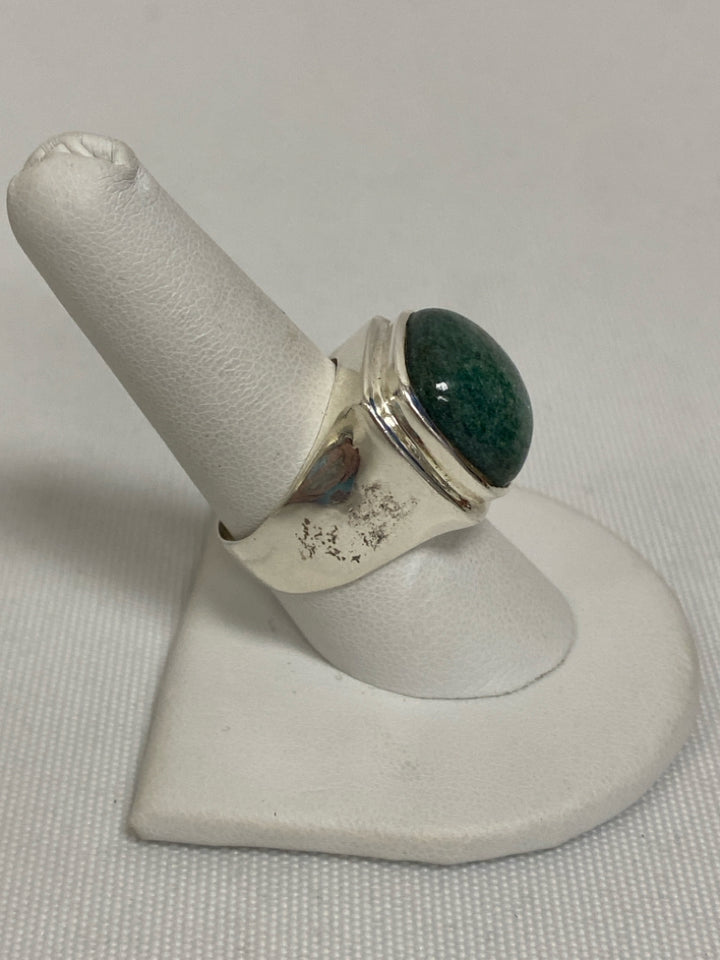 Silver Green Stones Ring