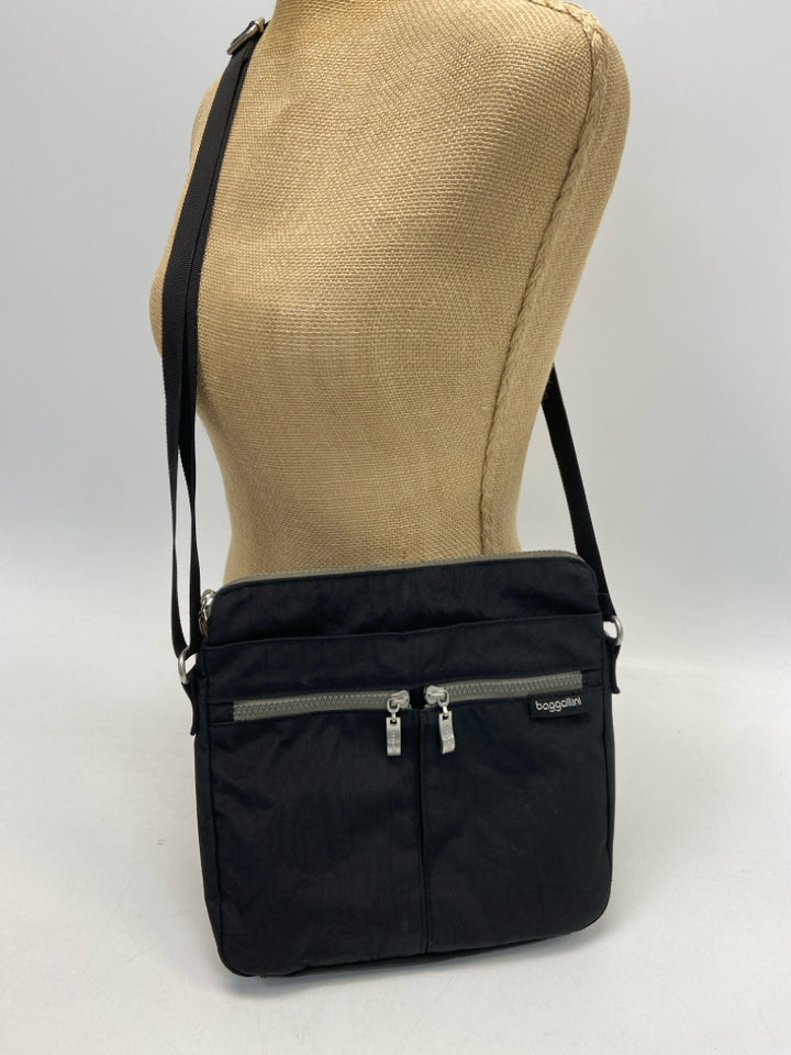 Baggallini Black Crossbody