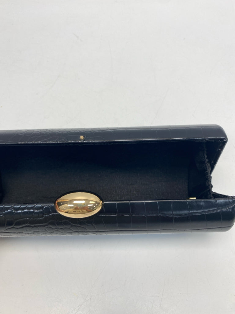 NWT Black Embossed Handbag