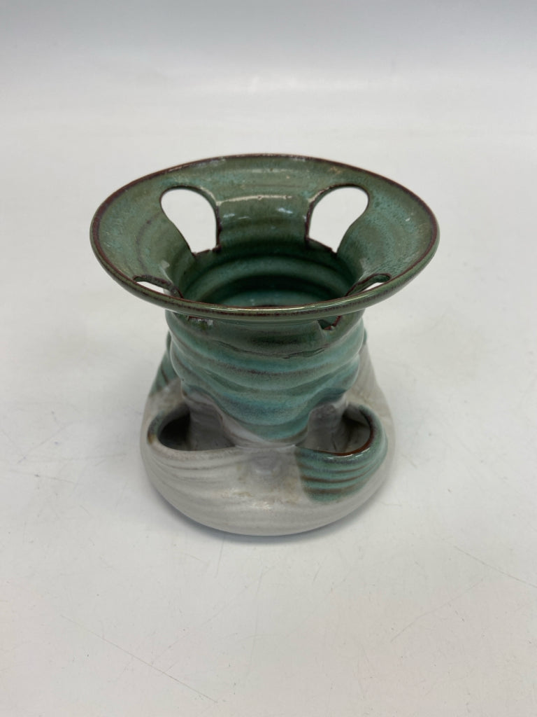 Green Gray Pottery