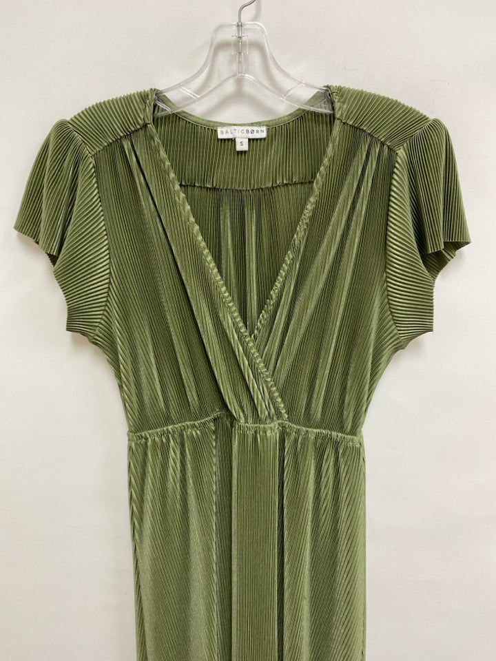 BALTIC BORN Size S Sage Crinkle Maxi Ladies Dress