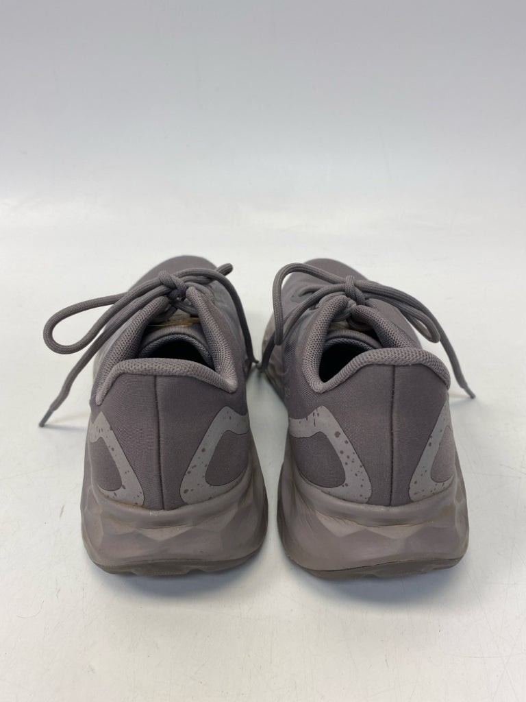 New Balance US Shoe Size 7 Lavender Lace-up Sneakers