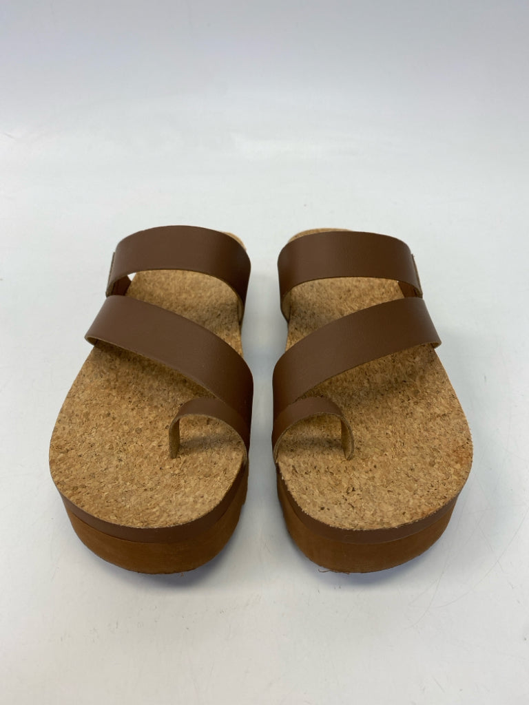 Reef  Size 10 Sandals