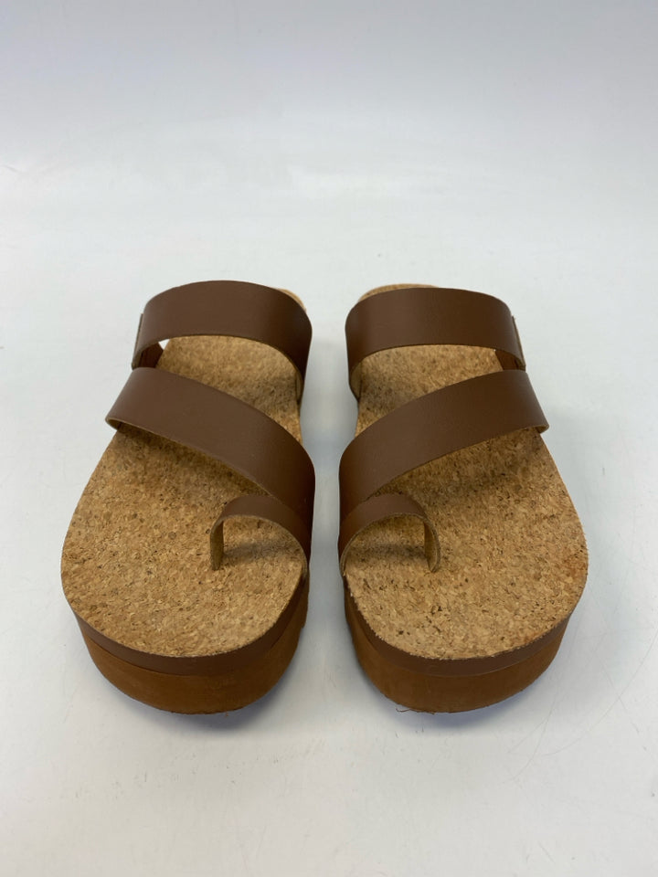 Reef  Size 10 Sandals