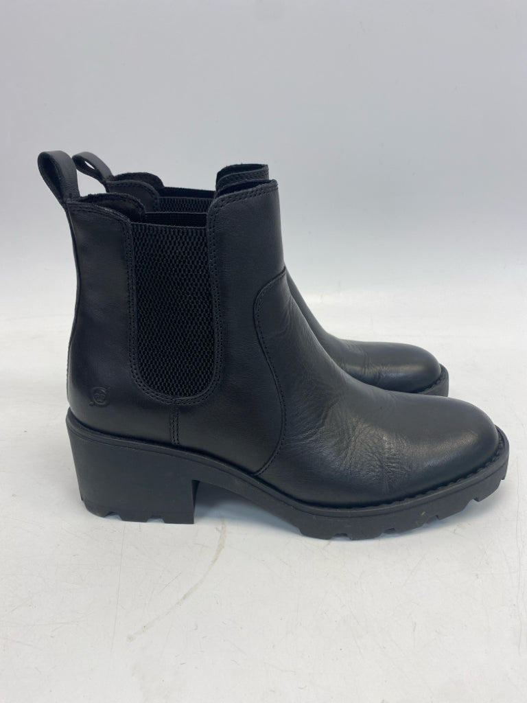 Born US Shoe Size 11 Black Boots