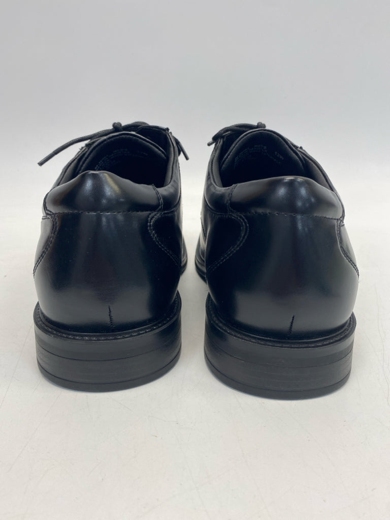 NWOT Dockers Size 12 Black Lace-Up Men&