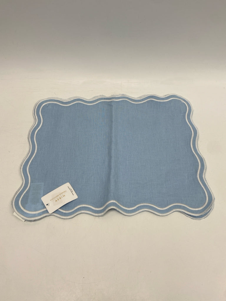 NWT Williams-Sonoma Blue White Trimmed Placemats