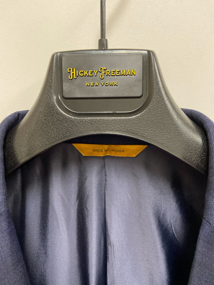 Hickey Freeman Size 48 Navy Plaid Wool Men&