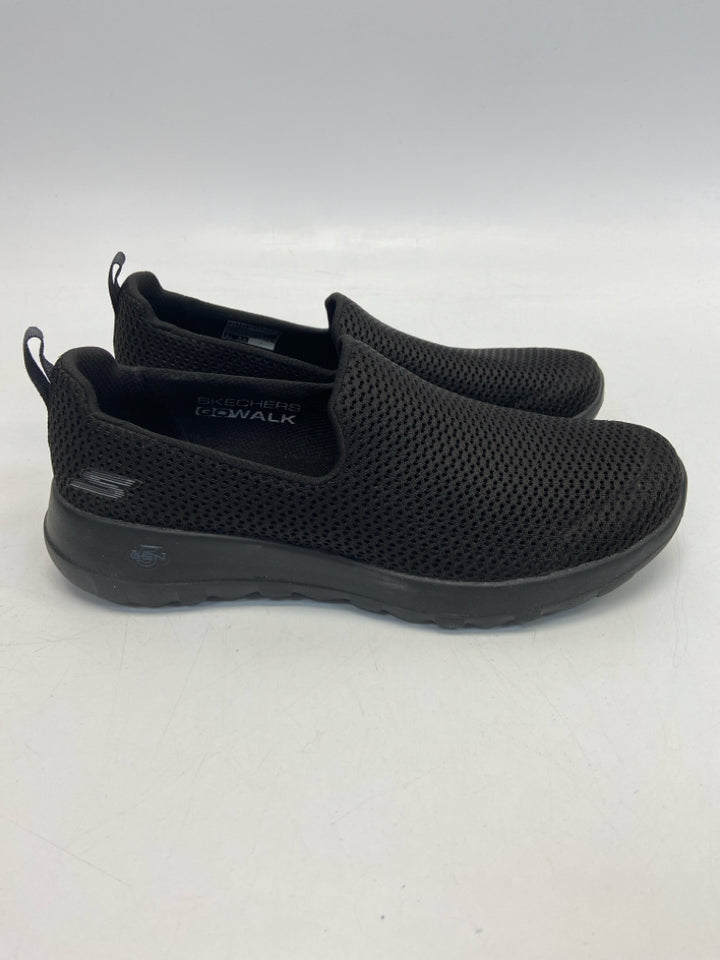 Skechers  Size 6.5 Black Knit Sneakers