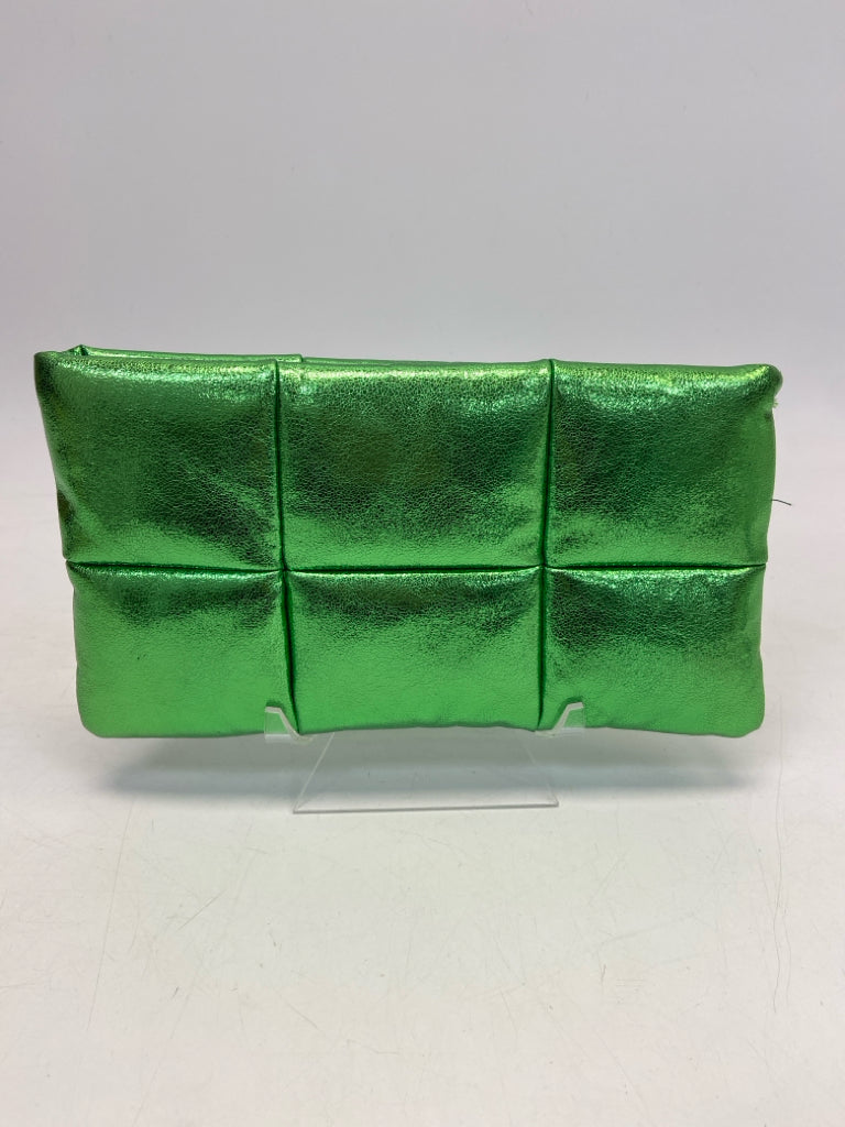 Shiraleah Green Metallic Handbag