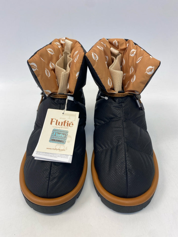 NWOT Anthropologie EU Shoe Size 40 Black Puffer Boots
