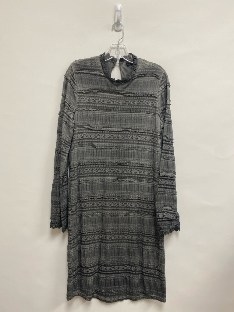 POL Size M Faded Gray Lace Mock Neck Ladies Dress