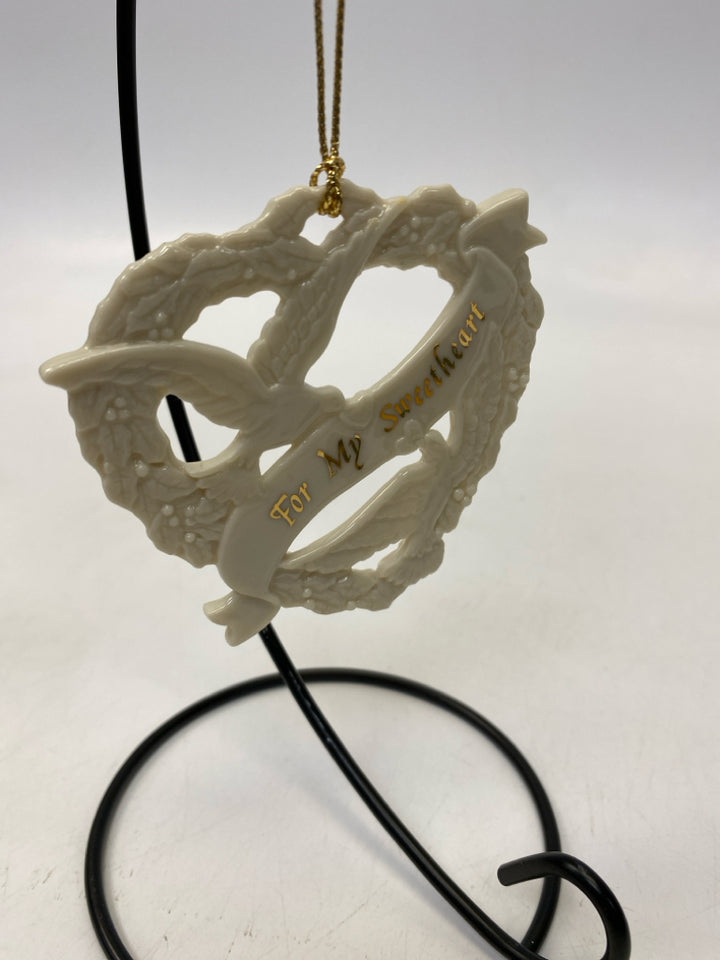 Lenox  Ornament "Sweetheart" Flat