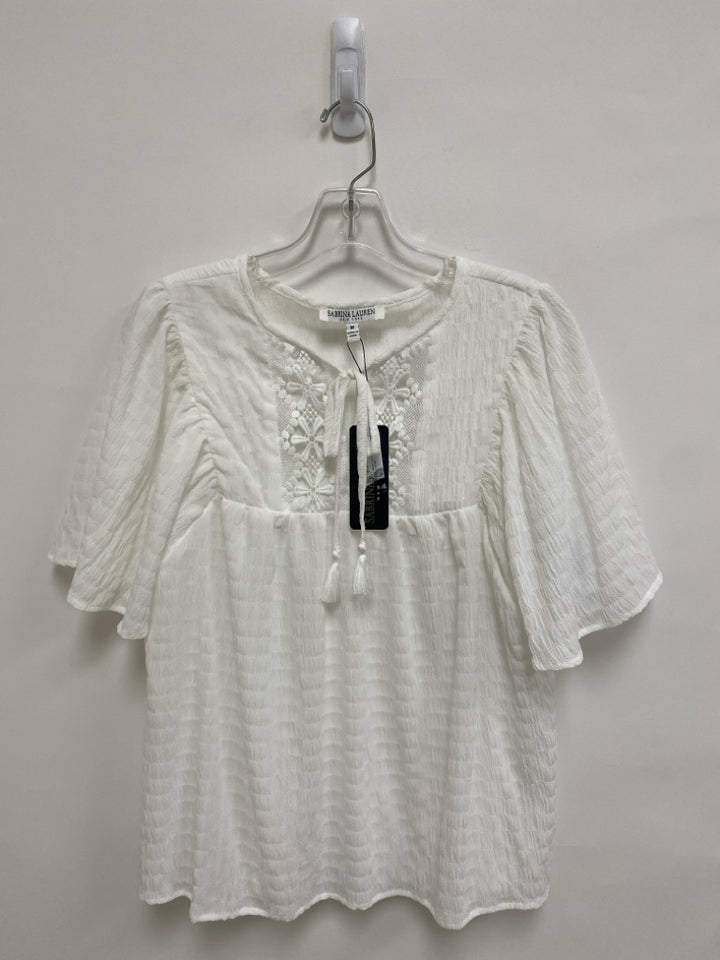 NWT SABRINA LAUREN Size M White Lace Ladies Top