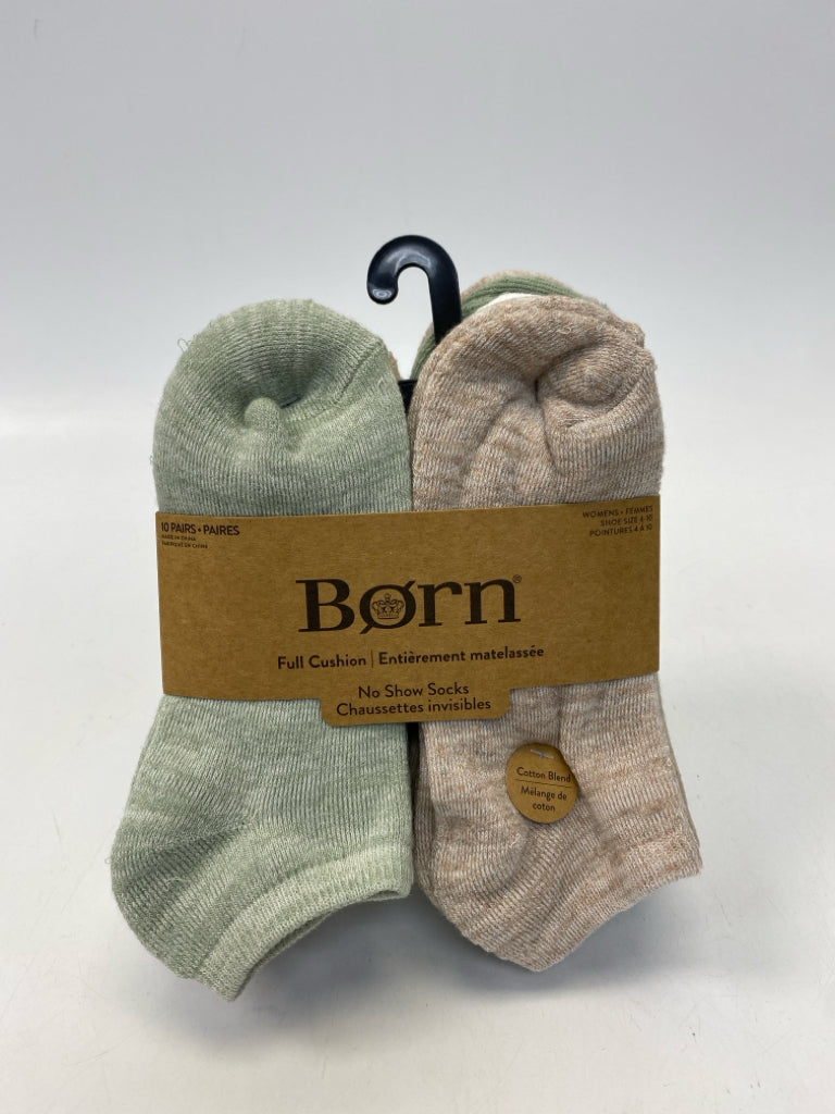 NEW Born Brown Green/White Socks