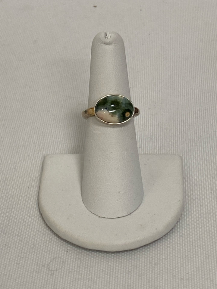 Silver Green/Cream Oval(s) Ring