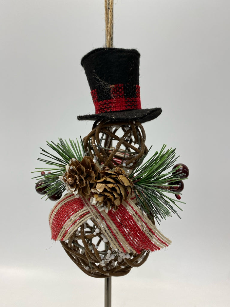 Brown Black/Red Grapevine Ornaments