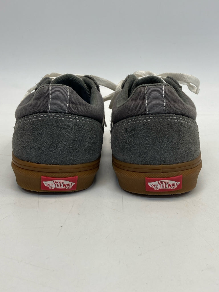 NWOT Vans Size 8.5 Dark Gray White Lace-Up Suede Men&