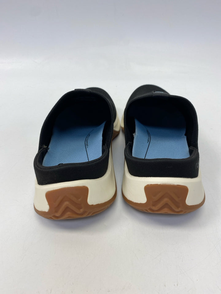 NWOT Ryka  Size 9 Black Fabric Sneakers